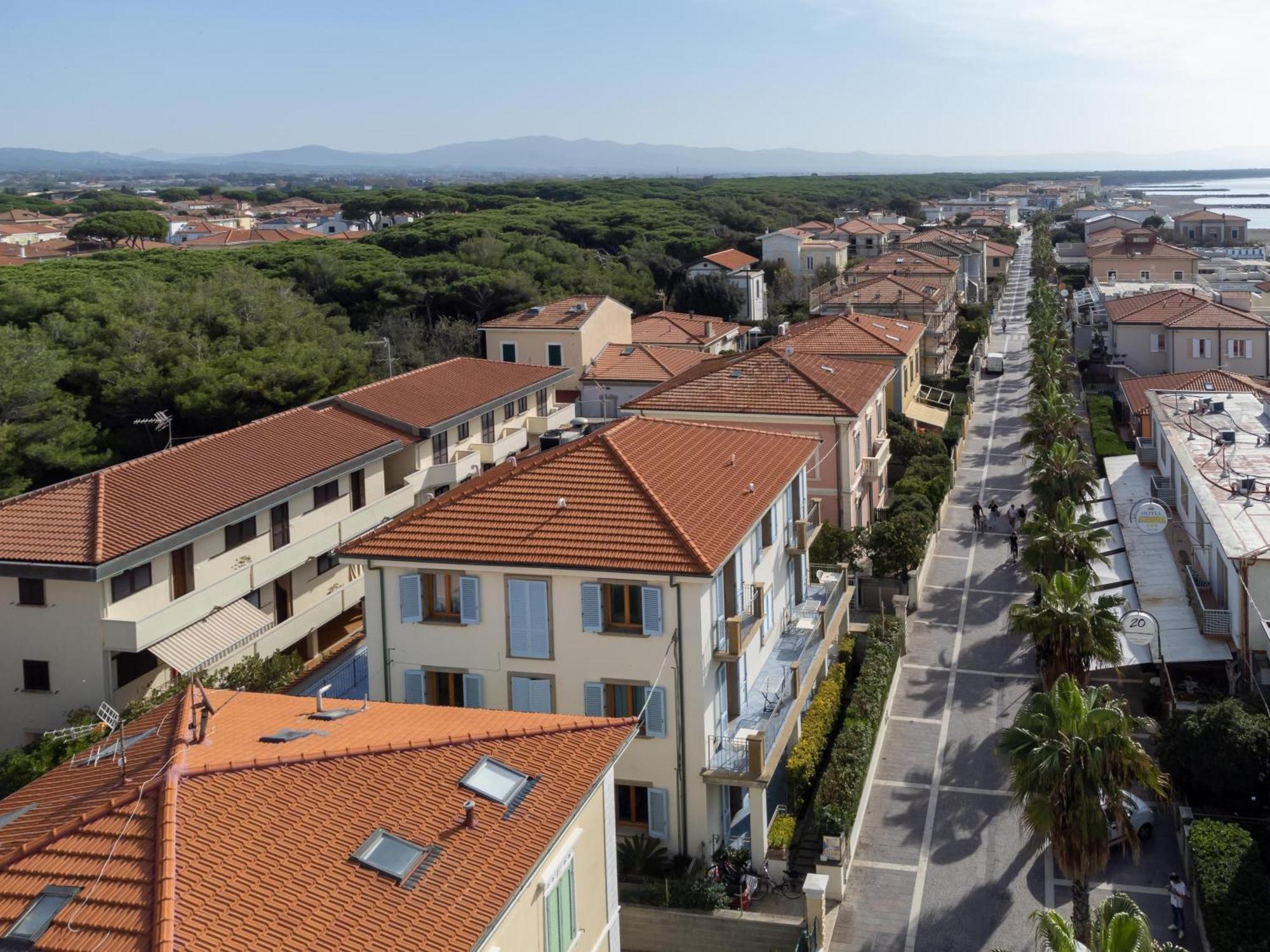 Zi Maria Hotel Marina di Cecina Kültér fotó