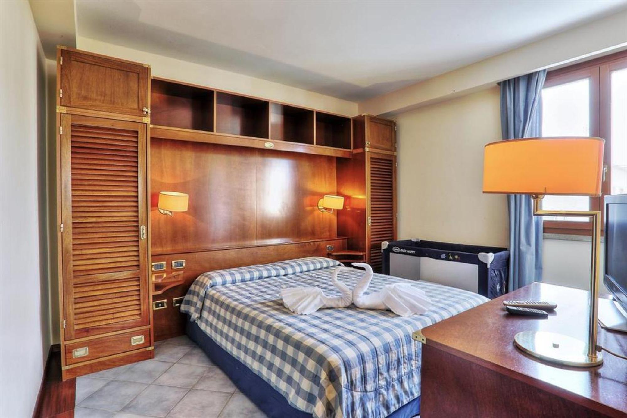 Zi Maria Hotel Marina di Cecina Kültér fotó